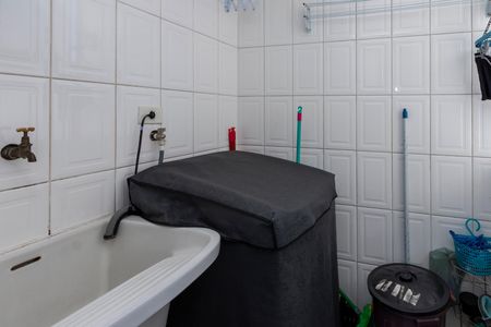 Apartamento à venda com 62m², 2 quartos e 1 vaga Apartamento à venda com 62m², 2 quartos e 1 vagaLavanderia