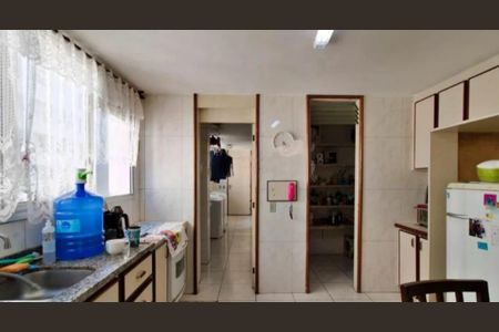 Apartamento à venda com 160m², 4 quartos e 2 vagas