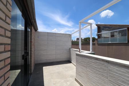 Apartamento à venda com 110m², 2 quartos e 2 vagasCobertura