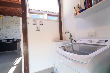 Apartamento à venda com 110m², 2 quartos e 2 vagasÁrea de Serviço