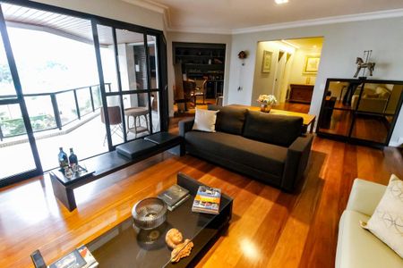 Apartamento à venda com 237m², 3 quartos e 3 vagas Apartamento à venda com 237m², 3 quartos e 3 vagasSala 1