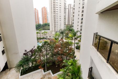 Apartamento à venda com 237m², 3 quartos e 3 vagas Apartamento à venda com 237m², 3 quartos e 3 vagasVista varanda - Sala 1