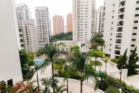 Apartamento à venda com 237m², 3 quartos e 3 vagas Apartamento à venda com 237m², 3 quartos e 3 vagasVista - Suíte 1