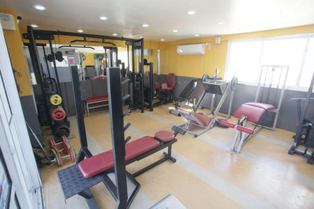 Apartamento à venda com 118m², 2 quartos e 1 vaga Apartamento à venda com 118m², 2 quartos e 1 vagaÁrea comum - Academia