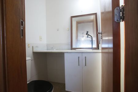 Apartamento à venda com 118m², 2 quartos e 1 vaga Apartamento à venda com 118m², 2 quartos e 1 vagaBanheiro da Suíte
