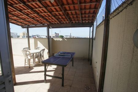 Apartamento à venda com 118m², 2 quartos e 1 vaga Apartamento à venda com 118m², 2 quartos e 1 vagaCobertura
