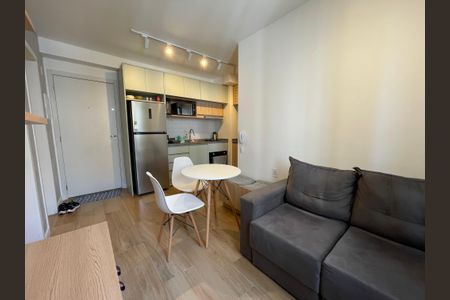 Apartamento à venda com 33m², 2 quartos e sem vaga Apartamento à venda com 33m², 2 quartos e sem vagaSala