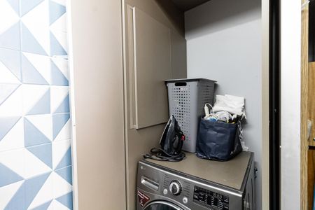 Apartamento à venda com 99m², 2 quartos e 2 vagas Apartamento à venda com 99m², 2 quartos e 2 vagasLavanderia