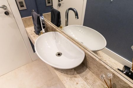 Apartamento à venda com 99m², 2 quartos e 2 vagas Apartamento à venda com 99m², 2 quartos e 2 vagasLavabo