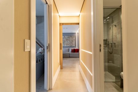 Apartamento à venda com 99m², 2 quartos e 2 vagas Apartamento à venda com 99m², 2 quartos e 2 vagasCorredor