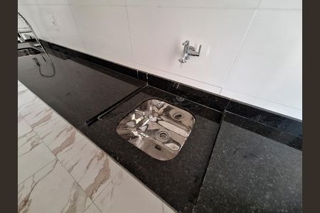 Apartamento à venda com 52m², 2 quartos e sem vaga Apartamento à venda com 52m², 2 quartos e sem vagaCozinha