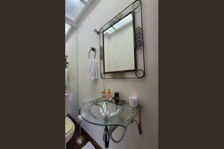 Apartamento à venda com 284m², 5 quartos e 3 vagas Apartamento à venda com 284m², 5 quartos e 3 vagasLavabo