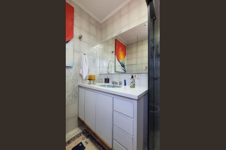 Apartamento à venda com 284m², 5 quartos e 3 vagas Apartamento à venda com 284m², 5 quartos e 3 vagasBanheiro da suíte 4