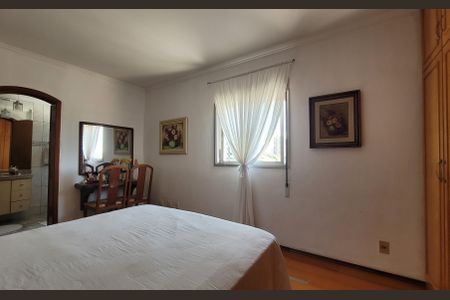 Apartamento à venda com 284m², 5 quartos e 3 vagas Apartamento à venda com 284m², 5 quartos e 3 vagasSuíte 3