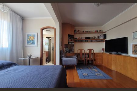 Apartamento à venda com 284m², 5 quartos e 3 vagas Apartamento à venda com 284m², 5 quartos e 3 vagasSuíte 2