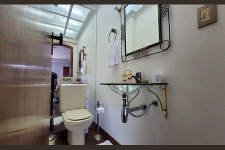 Apartamento à venda com 284m², 5 quartos e 3 vagas Apartamento à venda com 284m², 5 quartos e 3 vagasLavabo