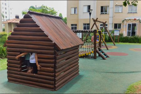 Apartamento à venda com 49m², 2 quartos e 1 vaga Apartamento à venda com 49m², 2 quartos e 1 vagaÁrea comum - Playground
