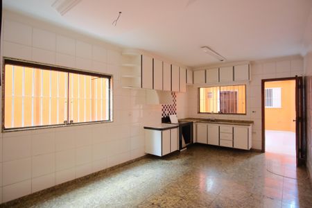 Casa à venda com 180m², 5 quartos e 4 vagasCozinha