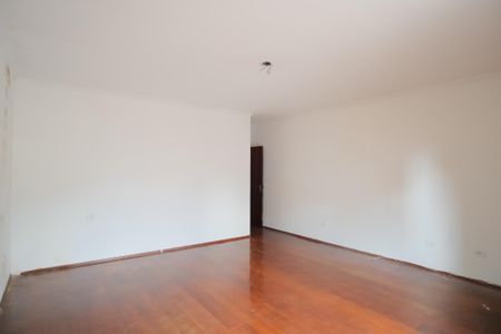 Casa à venda com 180m², 5 quartos e 4 vagasSuíte 4