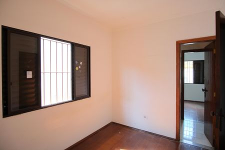 Casa à venda com 180m², 5 quartos e 4 vagasSuíte 2