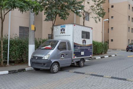 Apartamento à venda com 43m², 2 quartos e sem vaga Apartamento à venda com 43m², 2 quartos e sem vagaPet Sop caminhão