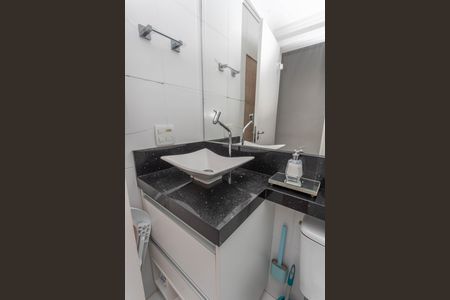 Apartamento à venda com 43m², 2 quartos e sem vaga Apartamento à venda com 43m², 2 quartos e sem vagaBanheiro
