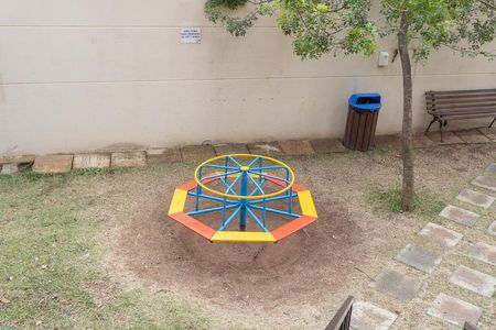 Apartamento à venda com 43m², 2 quartos e sem vaga Apartamento à venda com 43m², 2 quartos e sem vagaÁrea comum - Playground