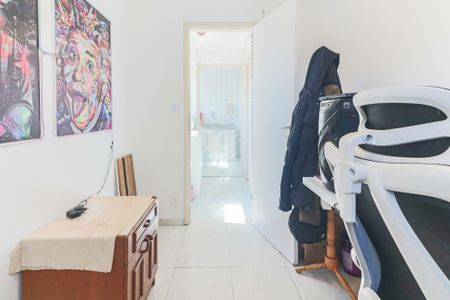 Apartamento à venda com 98m², 4 quartos e sem vaga Apartamento à venda com 98m², 4 quartos e sem vagaQuarto de Serviço