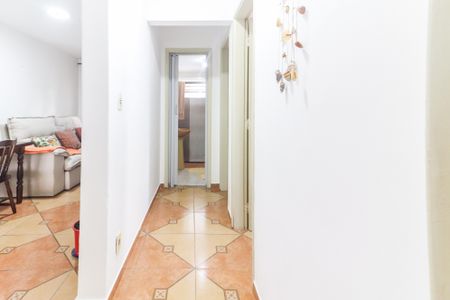 Apartamento à venda com 98m², 4 quartos e sem vaga Apartamento à venda com 98m², 4 quartos e sem vagaCorredor Quartos