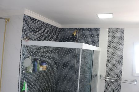 Apartamento à venda com 360m², 3 quartos e 4 vagasBanheiro da Suíte 1