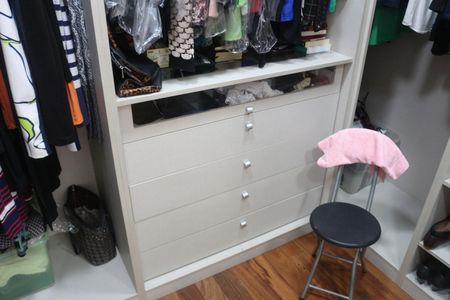 Apartamento à venda com 360m², 3 quartos e 4 vagasCloset da suíte 1