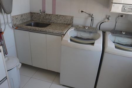 Apartamento à venda com 360m², 3 quartos e 4 vagasÁrea de Serviço