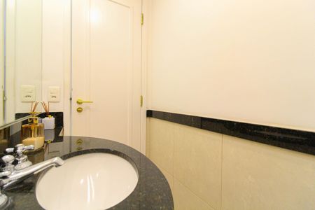 Apartamento à venda com 79m², 3 quartos e 2 vagas Apartamento à venda com 79m², 3 quartos e 2 vagasLavabo