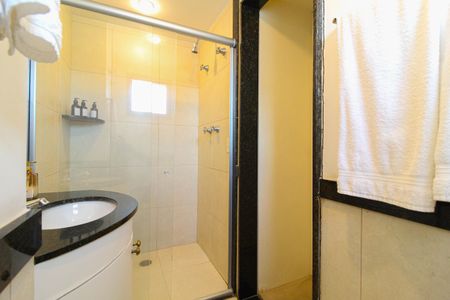 Apartamento à venda com 79m², 3 quartos e 2 vagas Apartamento à venda com 79m², 3 quartos e 2 vagasBanheiro da Suíte