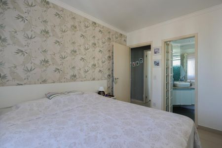 Apartamento à venda com 74m², 3 quartos e 2 vagasSuíte