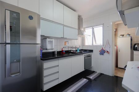 Apartamento à venda com 74m², 3 quartos e 2 vagasCozinha