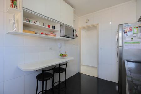 Apartamento à venda com 74m², 3 quartos e 2 vagasCozinha