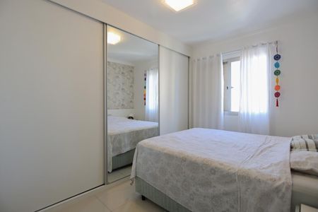 Apartamento à venda com 74m², 3 quartos e 2 vagasSuíte