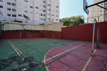 Apartamento à venda com 74m², 3 quartos e 2 vagasÁrea comum - Quadra esportiva