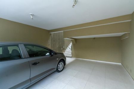 Casa à venda com 230m², 2 quartos e 2 vagasGaragem