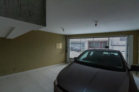 Casa à venda com 230m², 2 quartos e 2 vagasGaragem