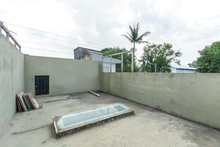 Casa à venda com 230m², 2 quartos e 2 vagasQuintal