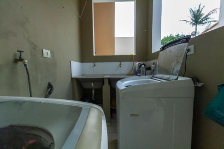 Casa à venda com 230m², 2 quartos e 2 vagasÁrea de Serviço