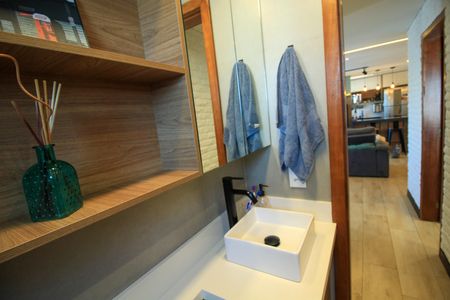 Apartamento à venda com 74m², 2 quartos e 2 vagas Apartamento à venda com 74m², 2 quartos e 2 vagasBanheiro