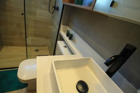 Apartamento à venda com 74m², 2 quartos e 2 vagas Apartamento à venda com 74m², 2 quartos e 2 vagasBanheiro