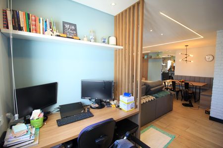 Apartamento à venda com 74m², 2 quartos e 2 vagas Apartamento à venda com 74m², 2 quartos e 2 vagasSala