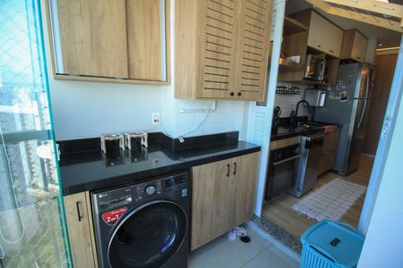 Apartamento à venda com 74m², 2 quartos e 2 vagas Apartamento à venda com 74m², 2 quartos e 2 vagasÁrea de Serviço