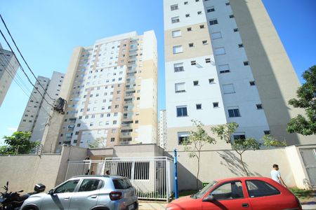 Apartamento à venda com 74m², 2 quartos e 2 vagasFachada