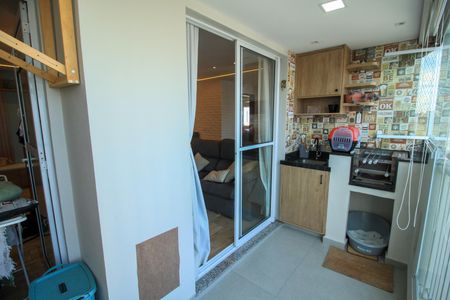 Apartamento à venda com 74m², 2 quartos e 2 vagas Apartamento à venda com 74m², 2 quartos e 2 vagasSala