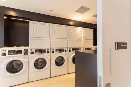 Studio à venda com 26m², 1 quarto e sem vaga Studio à venda com 26m², 1 quarto e sem vagaLavanderia